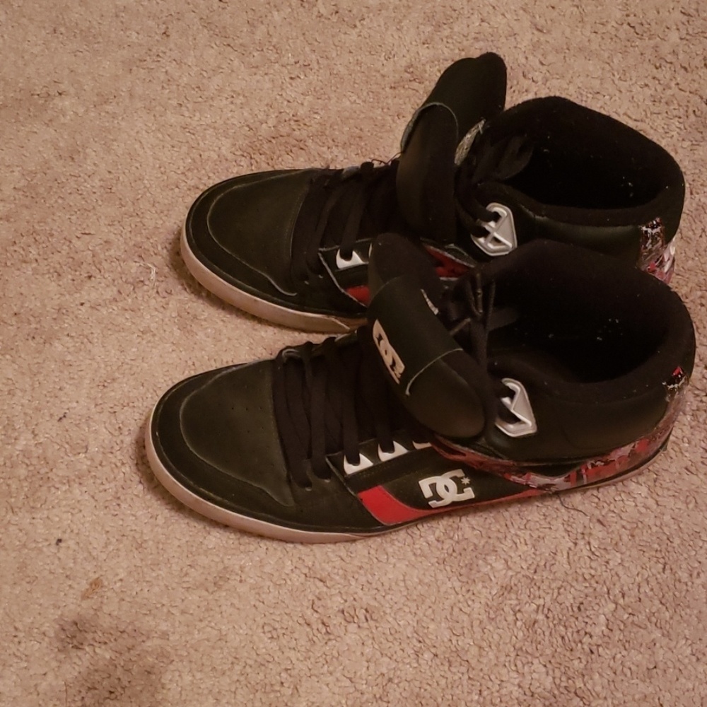 DC high tops